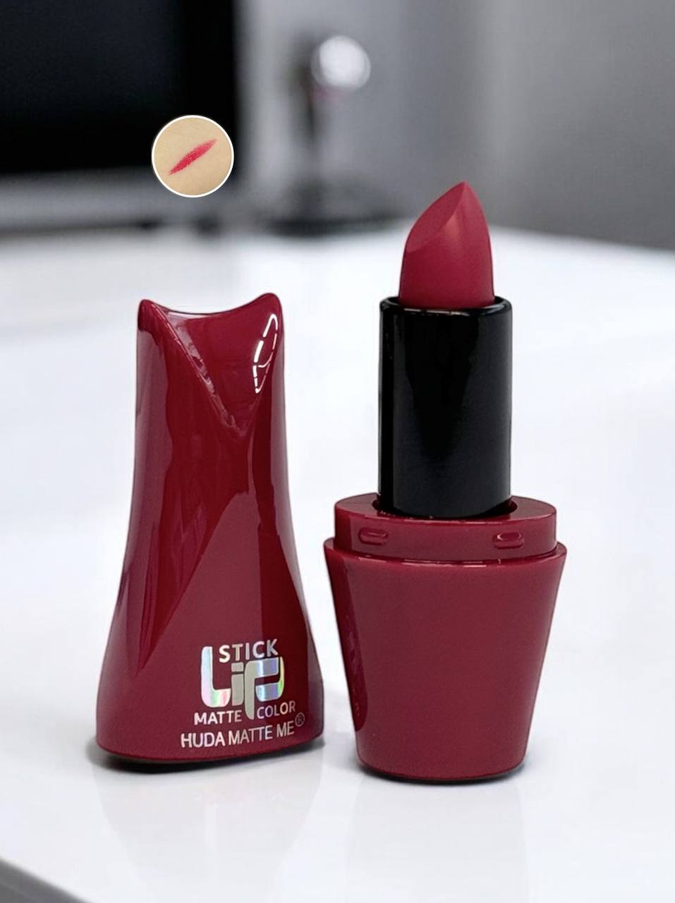 Помада для губ HUDA MATTE ME м.37994