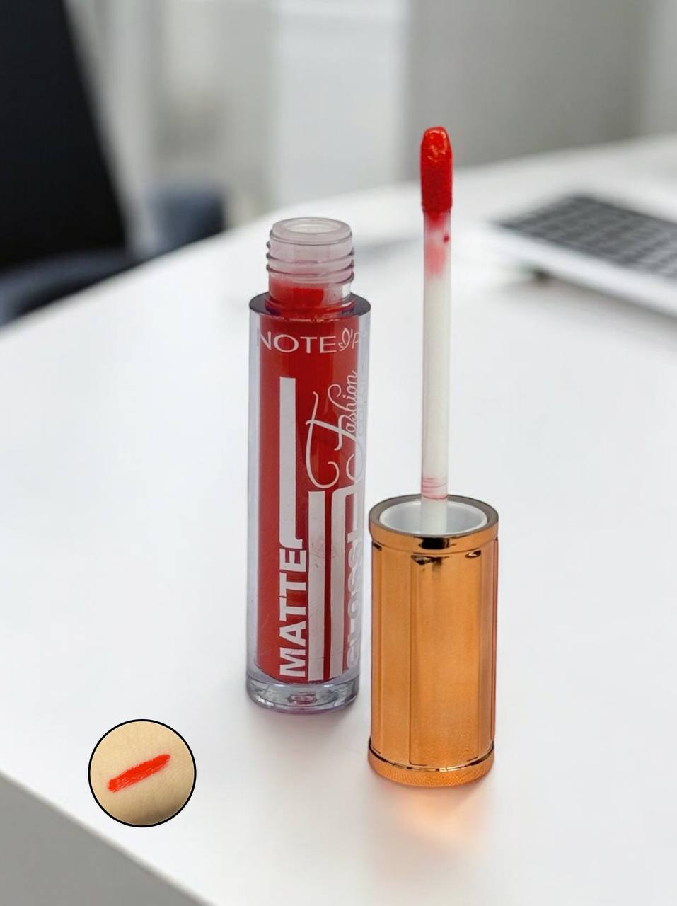 Блиск для губ NOTE PERFECT MATTE м.860